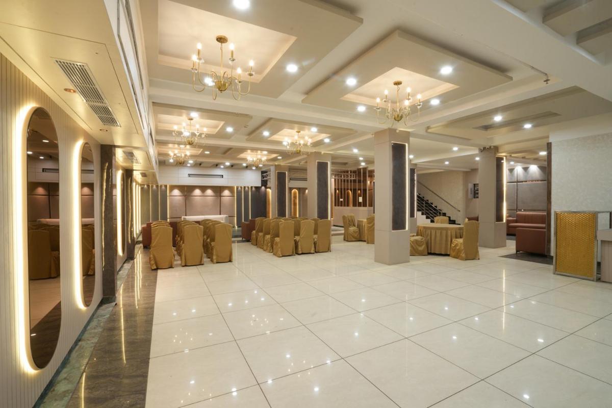 Hotel Square 36 Kota  Exterior photo